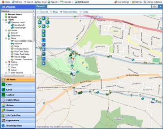 Asset Management eXpert showing assets on integrated GIS